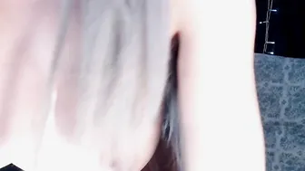 AnnaMolli manyvids busty chick finished
