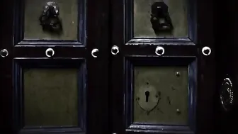 Brooke Logan manyvids naughty queen puts on beautiful tits