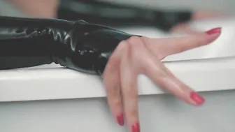 AstroDomina manyvids modest babe tickles clit