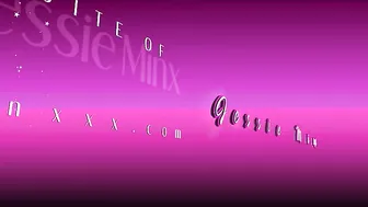 JessieMinx manyvids busty babe gently caresses her pussy