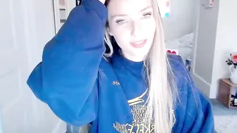 Zeta_bb manyvids beautiful lady sucking dick and great handjob