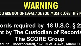 GeorginaGee manyvids playing with a vibrator