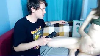 _jessie_grace_ cute slut gets naked and jerks off