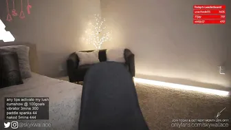 skywallace slut fucking pussy