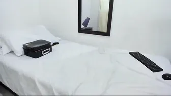 cute_molly18 masturbating with a tampon in pussy