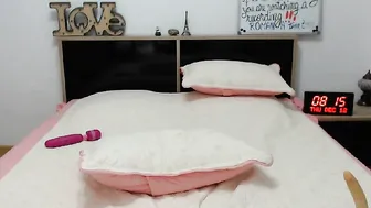 Sexy_SweetGrl homemade bitch performs a striptease