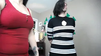 angelic_stoner hot lady plants hand in anus