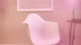 KATEELIFE mature bitch stretches big labia