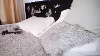 sweetandreeas insatiable confused caresses mammary glands