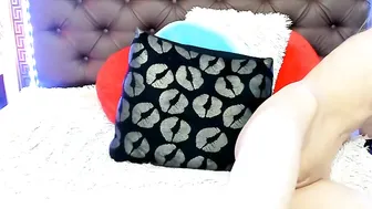 hotfallingdevil painted lady makes big tits