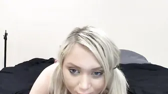 dakotagoesdoll show 27.10.2019