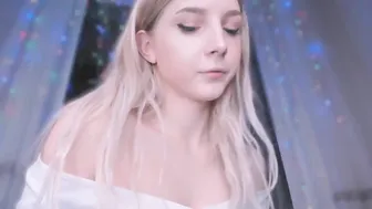 oh_honey_ vicious trash masturbates vagina
