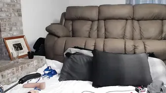 champagnefun busty whore jerks both holes