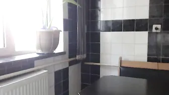 Dreaml1fe burning leggy babe pulls clit