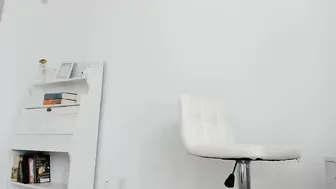 surecakes gorgeous mare is hammered in pussy