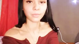 Honey-Molly naughty  girl  shows big tits