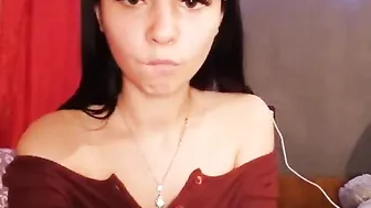 Honey-Molly naughty  girl  shows big tits