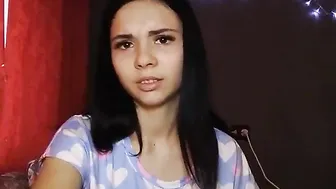 Honey-Molly naked bitch