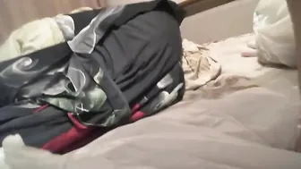 larara naughty bitch jerking on her pussy with sex toys