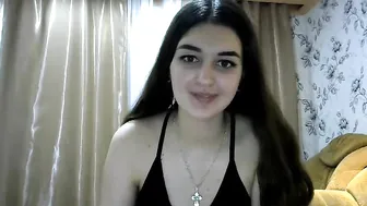 Krohka17 crazy chick spreads legs