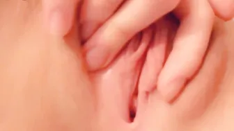 little__slut the stubborn stranger rubs himself with oil