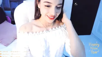 scarlett__baker flows from all holes