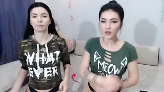 beessmalltits webmodel - jerks off and fucks her holes