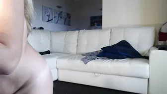 cam_is_hidden best girl fucks pussy with phallus