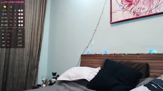 Kseniyavl spectacular babe jerks off anus