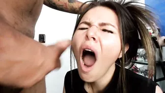 xhxoxtxsxex beauty masturbates and plays with rubber dildo