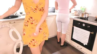 elaanna busty slut masturbates vagina
