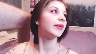 migurtt rubs and fucks her pussy