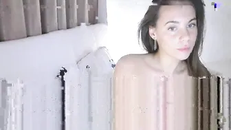 _foxy mature blonde masturbating vagina