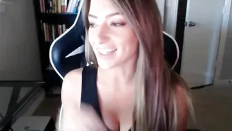 miss_bee ardent doll excites with elastic ass