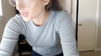 miss_bee incredible shows off gorgeous boobs