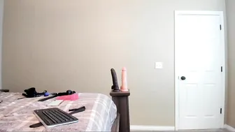 hi_cut_cutie naughty lady fucks her ass hard