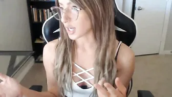 miss_bee cool bitch