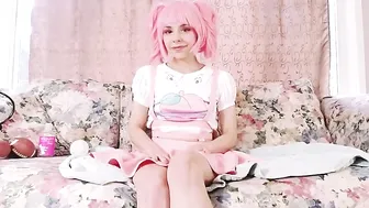 VixenxMoon skinny lady jerking pussy with dildos