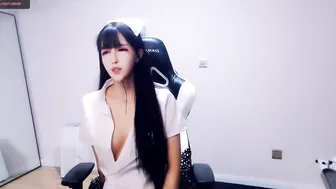 cute_dami luxurious slut fucks vagina