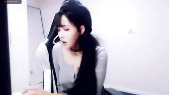 cute_dami young bitch sucks and fucks