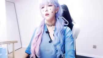 cute_dami charming babe masturbates with sex toy