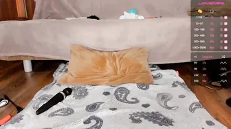 kinkysandra busty blonde jerking pussy with phallus