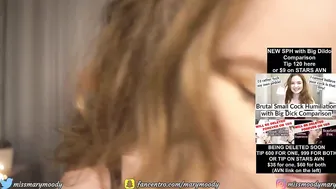 marymoody gorgeous chick fucks cunt with phallus