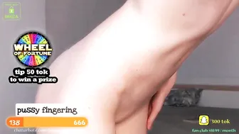 loony_moony shy curls yelling from a wild orgasm
