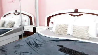 mmmaaa1234 gorgeous small jerking pussy with phallus