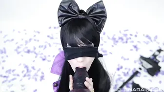 Lana Rain sweet pussy pulls the cap