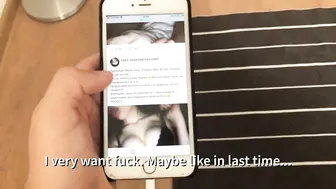 Lolly_lips fucks herself hard