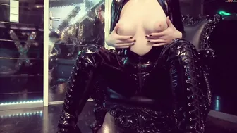 Alissa Noir sexy wench gently masturbates pussy