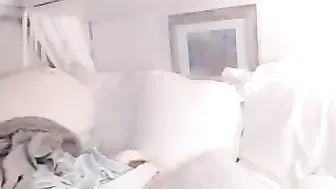 bunni_ graceful babe gently masturbates pussy