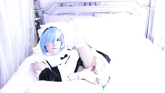 EllieMarie delightful milf nice jerking off